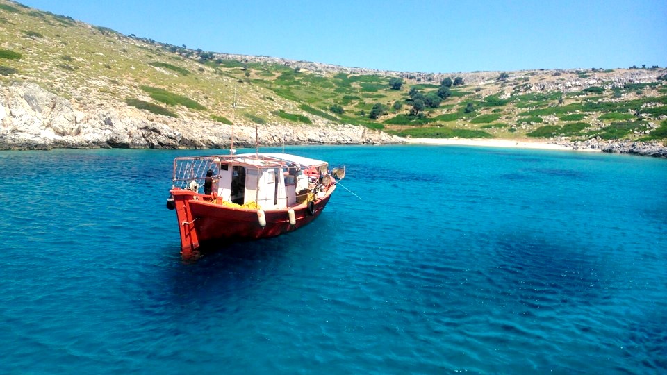 3 ελληνικά νησιά που μπορείς να κάνεις βασιλικές διακοπές με 50 ευρώ! (εικόνες)