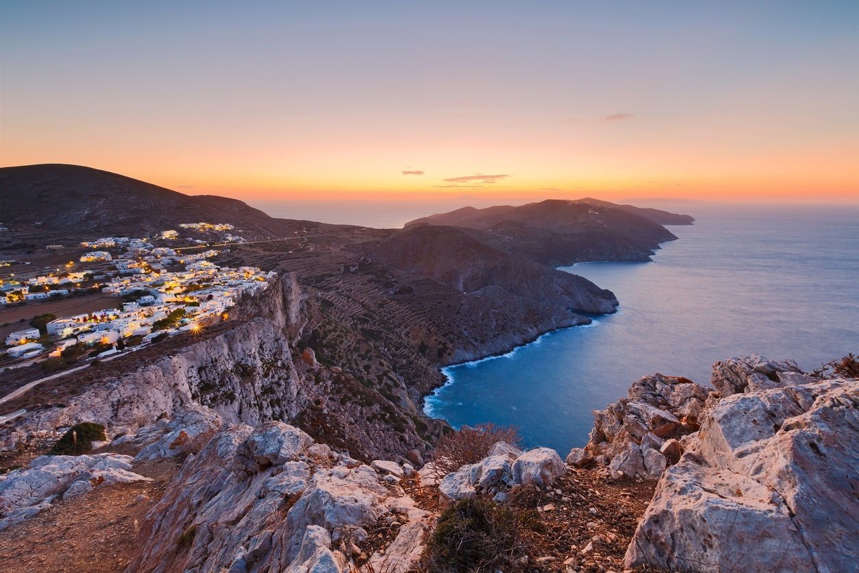 Απομόνωση, ξεκούραση, ελευθερία: Το παρεξηγημένο ελληνικό νησί που αποθεώνει όλη η Ευρώπη (Pics)