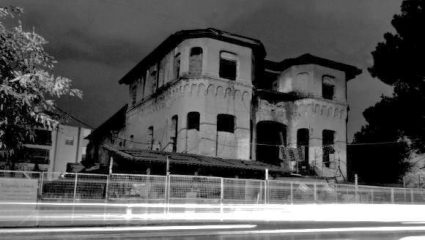 Τα 3 στοιχειωμένα σπίτια στην Ελλάδα: Θα έμπαινες μέσα μετά τα μεσάνυχτα;