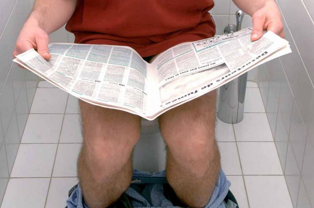 Γιατί είναι καλύτερο και απολαυστικότερο να διαβάζεις στην τουαλέτα
