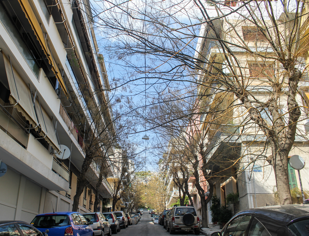 Πάμε μια βόλτα στου Κουκάκη για να δούμε την «δροσερή» παλιά Αθήνα