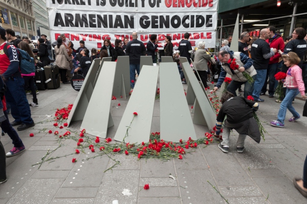 Ο Τούρκος «Σέρλοκ Χολμς» και η πρώτη γενοκτονία του 20ού αιώνα