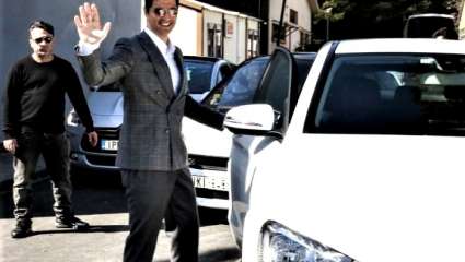 Τα πανάκριβα αυτοκίνητα που οδηγούν 5 +1 Έλληνες τραγουδιστές (Pics)