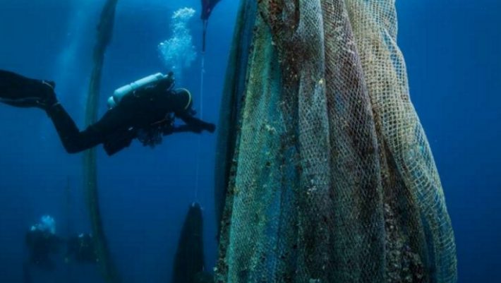 Ghost Fishing: Το κυνήγι «θαλάσσιων φαντασμάτων» ήρθε και στην Ελλάδα