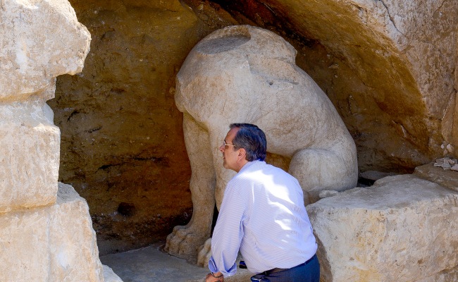 «Ο Ανδρόνικος έκανε λάθος»: Η θεωρία για τον τάφο του Μεγάλου Αλεξάνδρου που ήθελε να αλλάξει την ιστορία