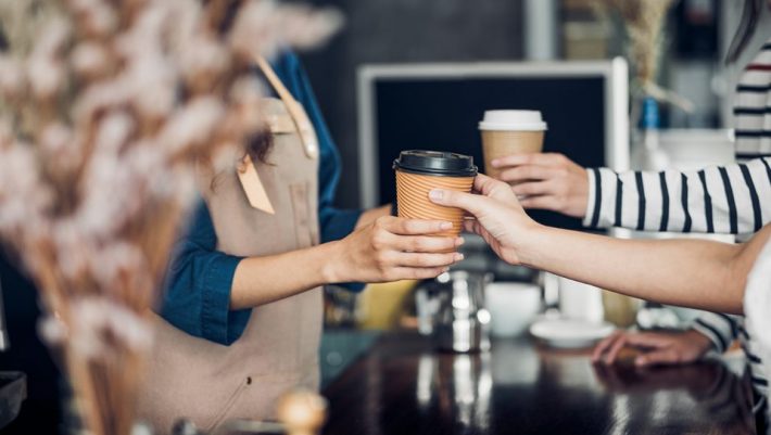 Οι 5 πιο σπαστικές και εκνευριστικές παραγγελίες σε καφετέρια
