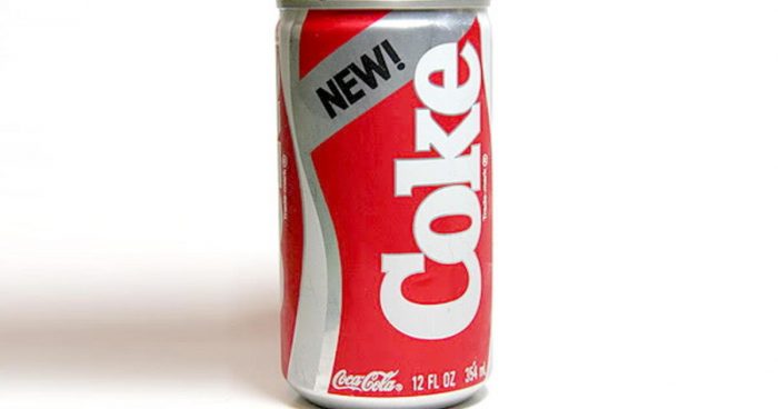 Coca Cola: Η «μεγαλύτερη γκάφα στην ιστορία του marketing» που έγινε κατά λάθος υπερόπλο