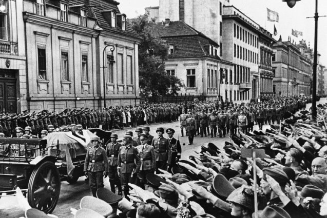 Ράινχαρντ Χάιντριχ: Το «ξανθό κτήνος» που θα διαδεχόταν τον Χίτλερ