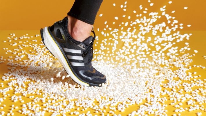 Η adidas γιορτάζει την τεχνολογία που άλλαξε τα δεδομένα στο Running, παρουσιάζοντας την επετειακή συλλογή “5 χρόνια BOOST™”
