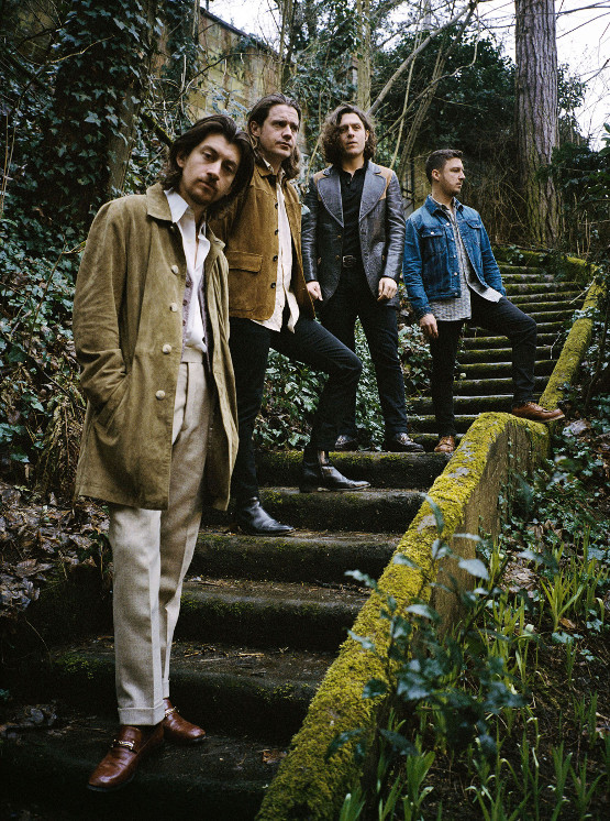 Arctic Monkeys: 13 πράγματα που δεν ήξερες για την κορυφαία ροκ μπάντα