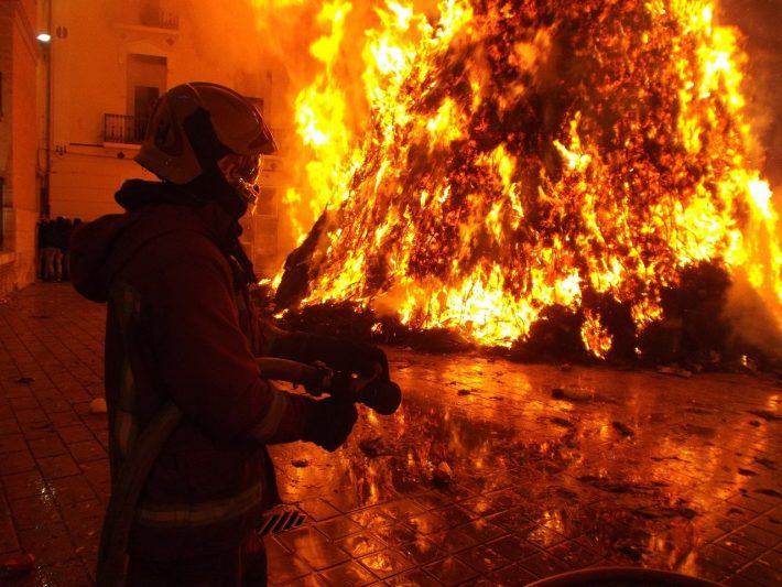 3 χρόνια μετά τη φωτιά στο Μάτι: Τα 3 καινοτόμα μέτρα των Σουηδών που έδειξαν πώς σβήνονται οι πυρκαγιές