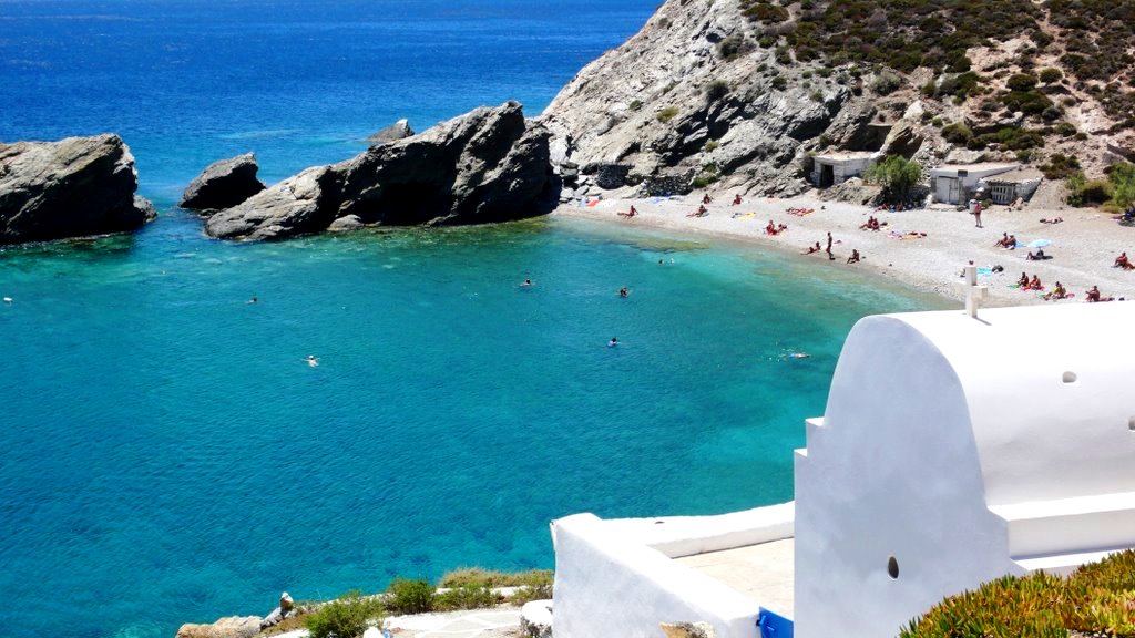 Απομόνωση, ξεκούραση, ελευθερία: Το παρεξηγημένο ελληνικό νησί που αποθεώνει όλη η Ευρώπη (Pics)