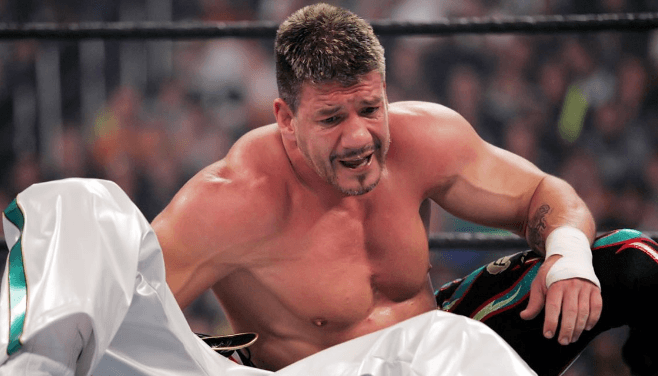 Η βιομηχανία του WWE: Οι 5 νεκροί παλαιστές που θυσιάστηκαν για το προϊόν