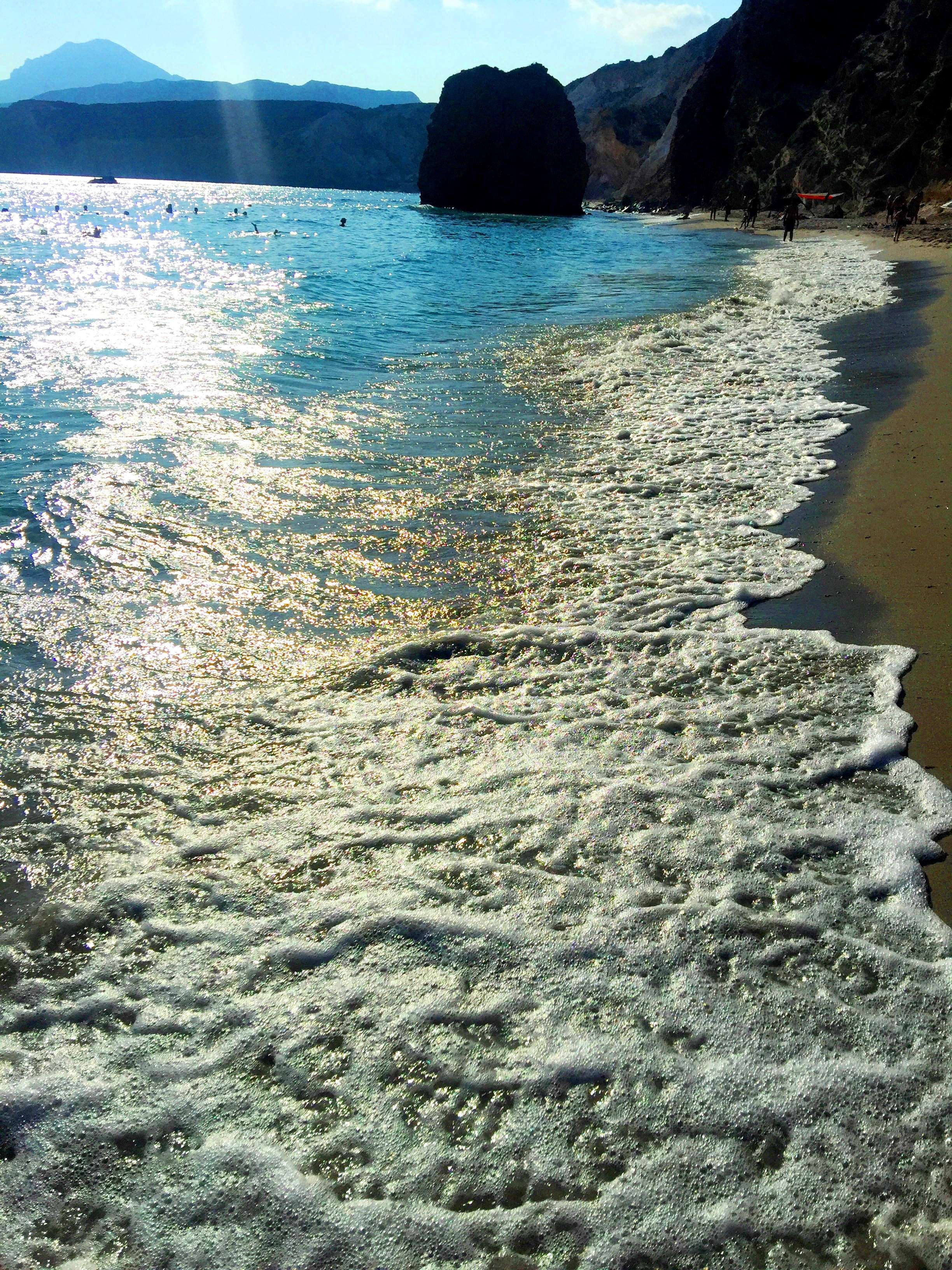 Ο top covid-19 free  προορισμός είναι το νησί με τις ωραιότερες παραλίες στην Ελλάδα (Pics)