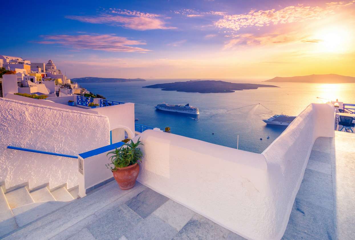 3 ελληνικά νησιά-διαμάντια που μπορείς να πας Ιούλιο και Αύγουστο με 22 ευρώ αεροπορικά