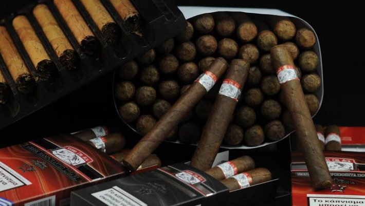 Πέλλα – Αβάνα σημειώσατε «Χ»: Το ελληνικό premium πούρο που θα κάπνιζε αυτάρεσκα ο Φιντέλ Κάστρο