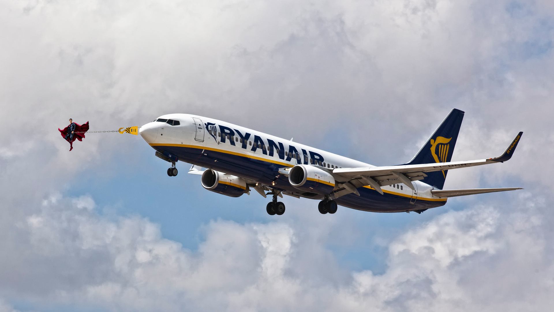 Τους δίκασε: Δείτε τον μυθικό τρόπο με τον οποίο επέστρεψαν από τη Ρουμανία οι επιβάτες της Ryanair (Pics)