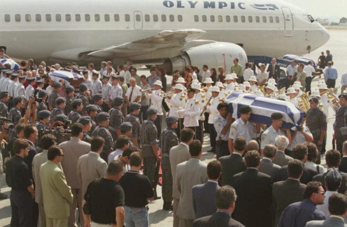 Βουτιά θανάτου: Η αεροπορική τραγωδία που σόκαρε την Ελλάδα το «μαύρο» Σεπτέμβρη του '99