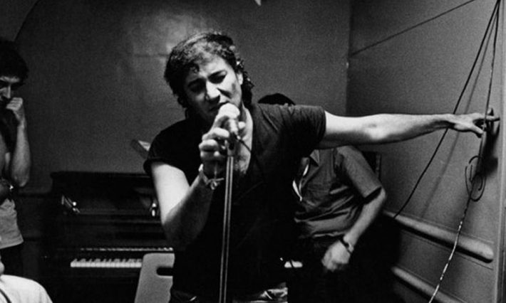 Νεκρός στα 34: Ο σπουδαιότερος Έλληνας τραγουδιστής που στην Ελλάδα δεν τον ήξερε σχεδόν κανείς