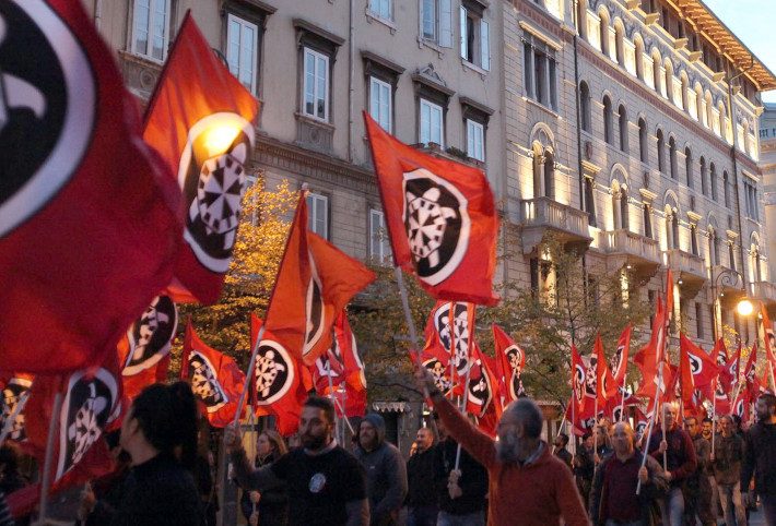Η Μέκκα του φασισμού: Στη γενέτειρα του Μουσολίνι βρυχάται το τέρας της Ακροδεξιάς
