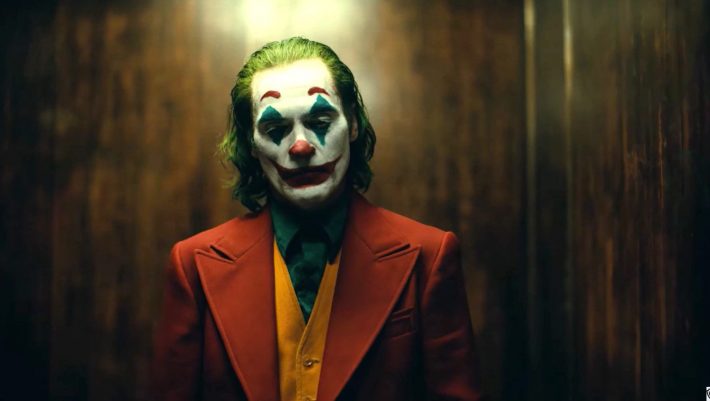 Το νέο trailer του Joker πιστοποιεί ότι ο Χοακίν Φοίνιξ κάνει ερμηνεία καριέρας