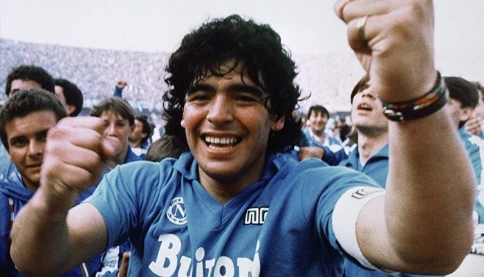 «Diego Maradona»: Το τέλειο ψυχογράφημα ενός ποδοσφαιρικού Θεού