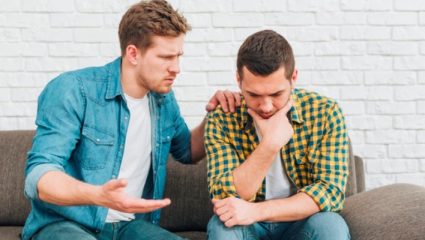 «Μην αγχώνεσαι»: Οι 5 πιο ηλίθιες συμβουλές που μπορείς να δώσεις σε κάποιον