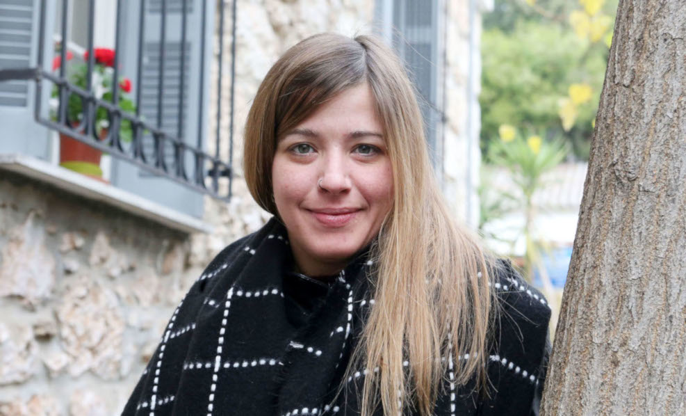 Η Ιουλία Καραπατάκη έκανε το ρεμπέτικο να «ανθίσει» ξανά στην Ελλάδα