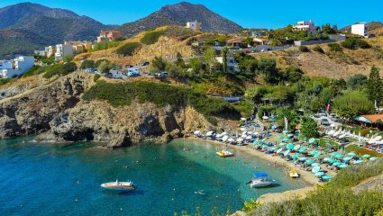 Κατατρόπωσε Μύκονο-Σαντορίνη: Ο νο1 προορισμός φέτος στην Ελλάδα έχει το πακέτο που ψάχνουν όλοι (Pics)