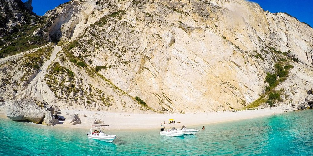 Παραλίες με τιρκουάζ νερά, διακοπές 3,5 μήνες ακόμα: Το covid-free νησί που έχει καλοκαίρι μέχρι τον Οκτώβρη (Pics)