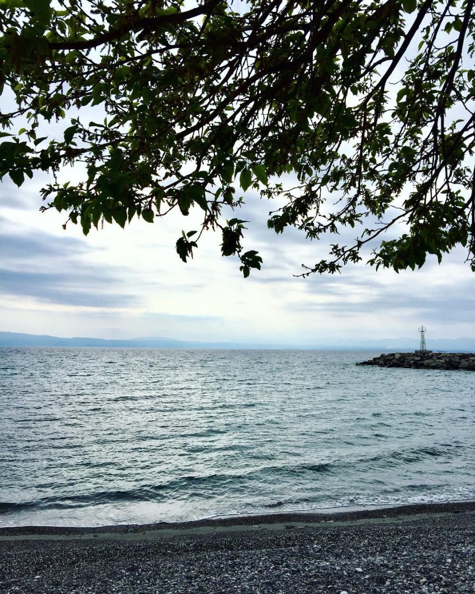 2,5 ώρες με αμάξι, ζεστά νερά: Στον πιο οικονομικό προορισμό της Ελλάδας φέτος, βρίσκεις ό,τι σηκώνει η τσέπη σου (Pics)