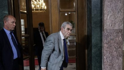 Παπαγγελόπουλος – Novartis: Παραπέμπεται σε Ειδικό Δικαστήριο για οκτώ αδικήματα