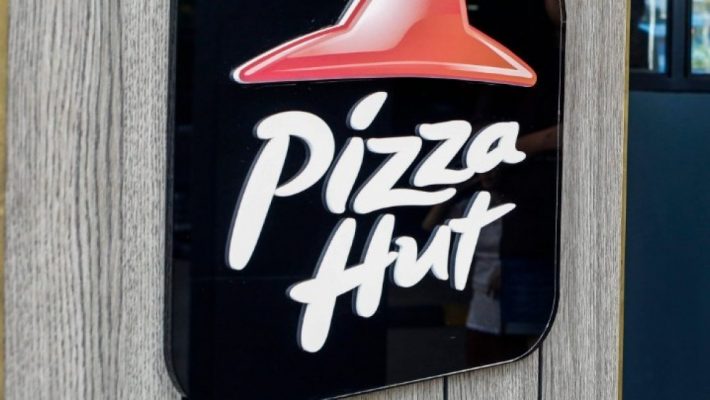 Pizza Hut: Το φτηνό λάθος που έστειλε στα βράχια έναν κολοσσό