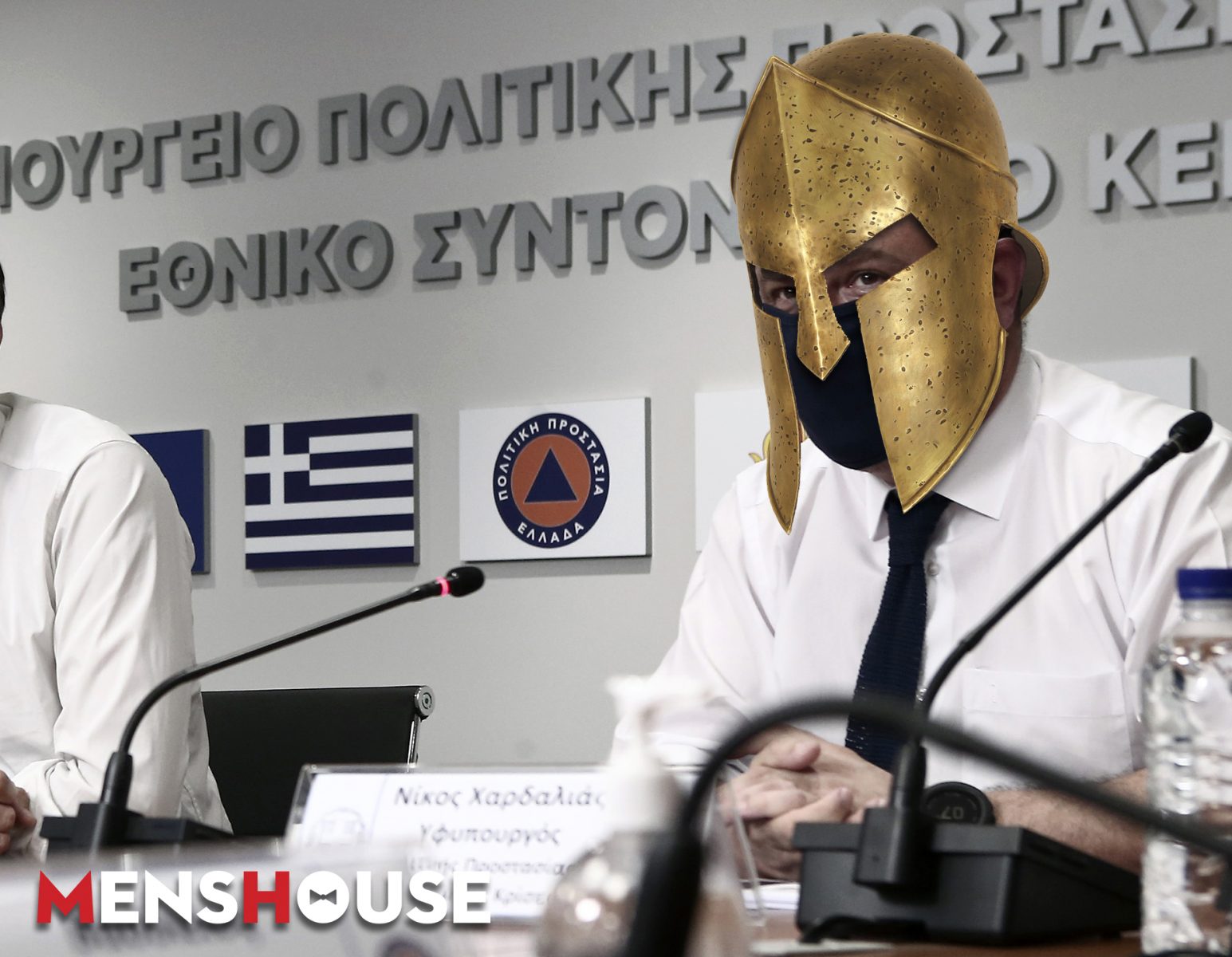 Αυτές είναι οι νέες μάσκες των μελών της κυβέρνησης (Pics)