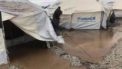 Πλημμύρισε ο καταυλισμός του Καρά Τεπέ με την πρώτη βροχή