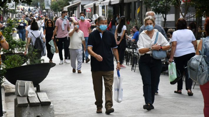 Δεν είναι μόνο οι 105 νεκροί: Ο τρομακτικός δείκτης που φανερώνει πως η πανδημία έχει «ξεφύγει» στην Ελλάδα