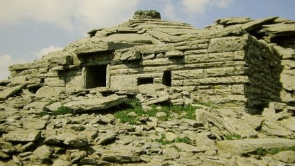Τα 25 εκπληκτικά «Δρακόσπιτα»: Το απόκοσμο αίνιγμα της Εύβοιας που οι αρχαιολόγοι δεν έχουν απαντήσει ακόμα