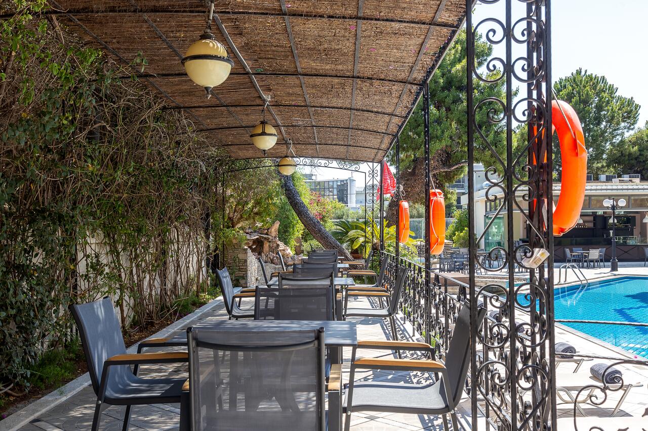 Athens Getaways: 7 ξενοδοχεία στην πόλη που θα σε κάνουν να νομίζεις ότι πήγες διακοπές
