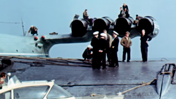 «Είναι αεροπλάνο ή πλοίο;»: Το σοβιετικό «τέρας της Κασπίας» που άφησε τους πράκτορες της CIA με ανοιχτό το στόμα (Pics)