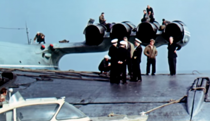 «Είναι αεροπλάνο ή πλοίο;»: Το σοβιετικό «τέρας της Κασπίας» που άφησε τους πράκτορες της CIA με ανοιχτό το στόμα (Pics)