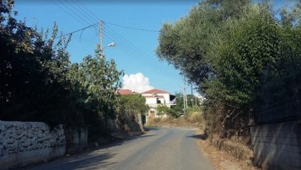 Κυψέλη παραγωγής πτυχιούχων: Το ελληνικό χωριό που μπήκε στα ρεκόρ Γκίνες χάρη σε ένα εξωπραγματικό επίτευγμα