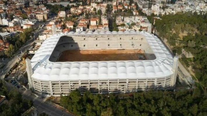Σχεδιάζει water park στο AEL FC Arena ο Πηλαδάκης: 5 ακόμα ελληνικά γήπεδα που θα μπορούσαν να χρησιμοποιηθούν με άλλο τρόπο