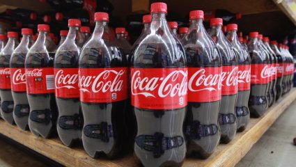 Το τόλμησε και ρισκάρει: Η νέα μεγάλη αλλαγή της Coca Cola προκαλεί ήδη αντιδράσεις…