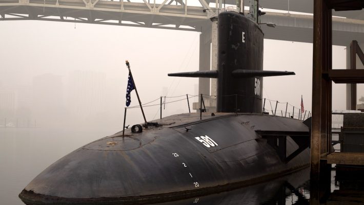 Θρίλερ με πυρηνικό υποβρύχιο των ΗΠΑ: Συγκρούστηκε με άγνωστο αντικείμενο