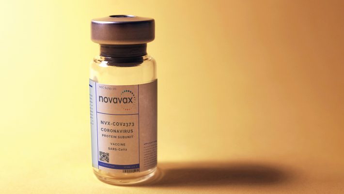 Novavax: Οι 2 διαφορετικές παρενέργειες του νέου εμβολίου που όλοι συμφωνούν ότι γράφει το τέλος της πανδημίας