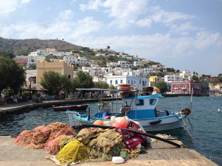 Λίγοι γνωρίζουν την ύπαρξή της: Το πείραμα 2 σπουδαίων αρχιτεκτόνων που έφτιαξαν την πιο «παράξενα όμορφη πόλη της Ελλάδας» (Pics)