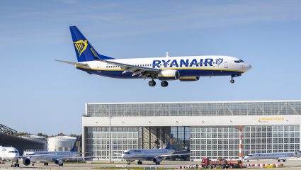 Φθηνά εισιτήρια τέλος: «Λύγισε» μέχρι και η Ryanair…