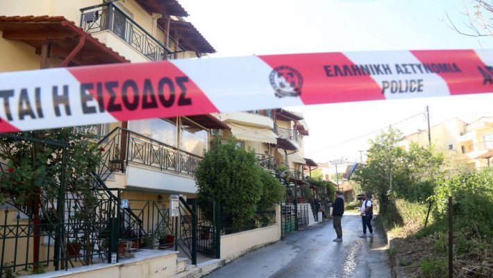«Τον έπνιξα, τον έχω στο αυτοκίνητο»: Η μέρα που όλη η Ελλάδα πανηγύρισε την αθώωση της γυναίκας που σκότωσε τον άνδρα της