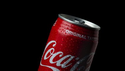 Ο…καημός του Έλον Μασκ: Η αυθεντική συνταγή της coca cola με την κοκαϊνη που γνώριζαν μόνο 2 άτομα