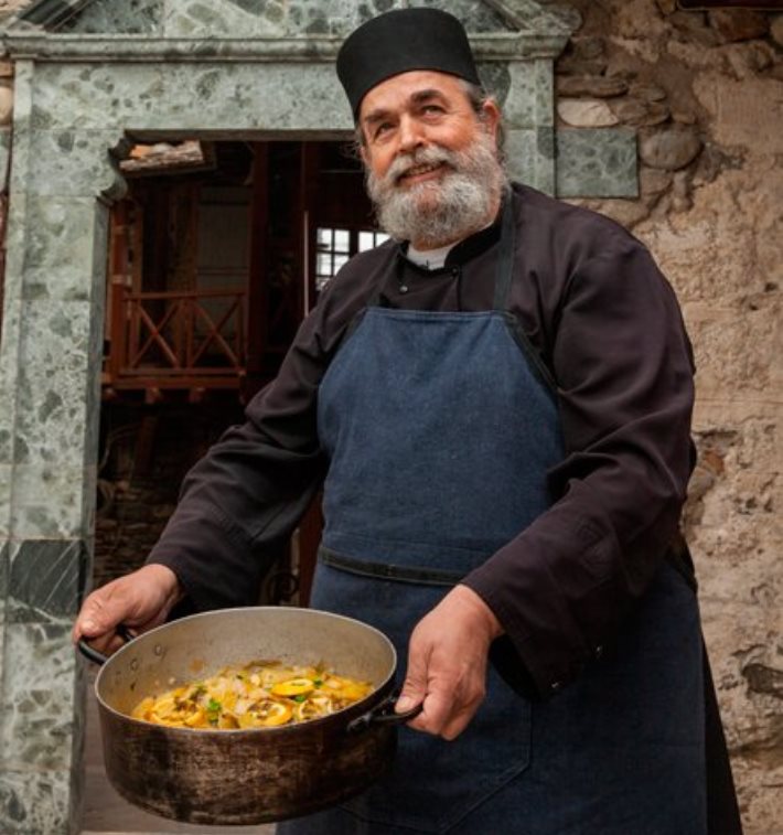 Από το Άγιον Όρος σε εστιατόρια με αστέρια Michelin: Ο μοναχός που έκανε «θαύματα» στην κουζίνα και διάσημους σεφ να παραμιλάνε!